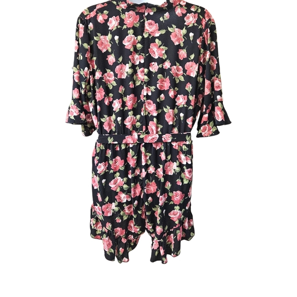 BOOHOO Plus Size Rose Floral Ruffle Tie Playsuit/Romper Plus Size 22 - Picture 9 of 14